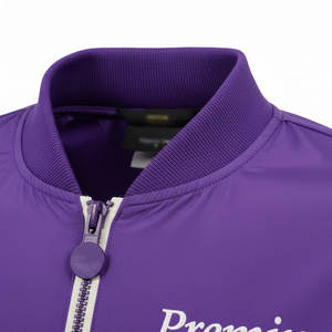 Conjunto Deportivo de Chaqueta Cortavientos y Pantalones Deportivos Reflectantes Personalizados para Hombre, de Secado Rápido, de Poliéster y Nailon - Product Image 4