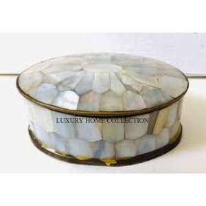 Luxurious brass sweet <b>box</b> for premium festive wedding gift packaging durable fancy stylish modern artistic traditional look - Product Image 2