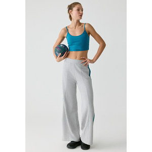 กางเกงเอวสม็อคขาบานพิมพ์ลายข้างตัวสำหรับผู้หญิง Urban Beat Bethania รุ่น Relaxed ไซส์ M - Product Image 2
