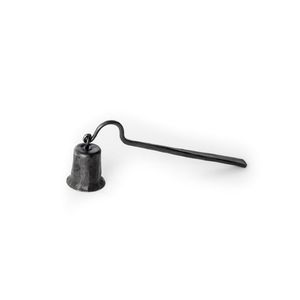 Abatidor de velas de metal hecho a mano con detalles artísticos, perfecto para el cuidado de velas con estilo y la decoración elegante del hogar - Product Image 6