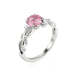 แหวนมอยซาไนต์รูปใบโคลเวอร์สี่แฉกชุบทอง 14K ยี่ห้อเจลูเลียสำหรับผู้หญิง - Product Image 3