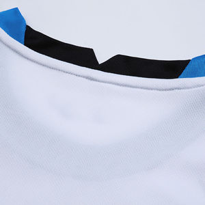 Vente en gros de vêtements de sport pour hommes 100% polyester uniformes de football demi-manche uniformes de football pour hommes kits de football - Product Image 6