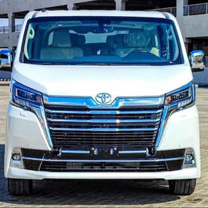 YOTA GRA-NVIA GCC 2025, Sedán de Lujo Usado, Control de Crucero ACC, Asientos de Cuero, Neumáticos R18, Tracción en las Cuatro Ruedas, Automático, 5 Plazas, Blanco, Euro4, 4.5L - Product Image 2