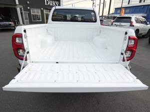 TOYOTA HILUX DIESEL - Product Image 3