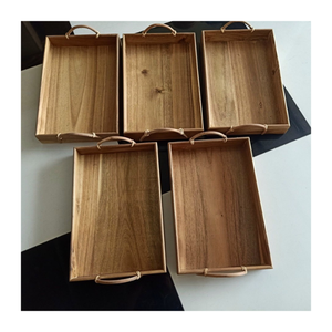 Bandeja de madera multifuncional con tejido de ratán-Bandeja de servicio duradera para frutas, bebidas y comidas ligeras - Product Image 1