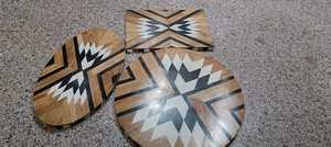 Incrustaciones de madera de acacia y resina hechas a mano con tabla de quesos de madera rectangular Diseño elegante de incrustaciones aleatorias para verduras y queso - Product Image 2