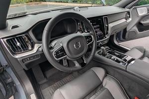 Volvo V60 T8 Polestar Engineered 2022, Híbrido Enchufable de Rango Extendido, Caja de Cambios Automática, Sin Accidentes, con Bajo Kilometraje - Product Image 5