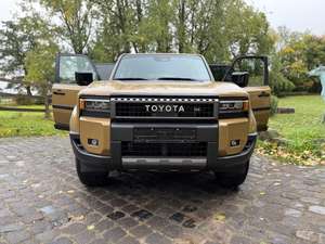 Nouveau Toyota Land Cruiser 2025 3.0L diesel Marron SUV Transmission automatique 200-299 CV SUV 7 places - Product Image 2