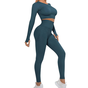 Ensemble de vêtements de sport pour femmes personnalisé 2026, nouveau style, leggings de sport à manches longues, 3 pièces, vêtements de fitness sans couture, respirant et confortable - Product Image 2