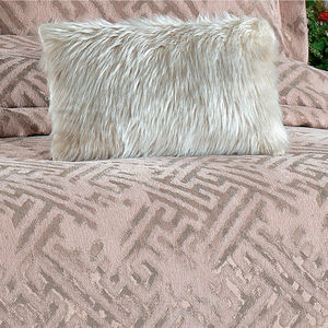 ชุดเครื่องนอนกูซิด คลาสสิค ไดมอนด์ 4 ชิ้น ลายดอกกุหลาบแห้ง ผ้าเชนิลล์ทอ 100% ป้องกันไรฝุ่น ซักได้ ขนาดคิงไซส์ สำหรับใช้ในบ้าน - Product Image 4