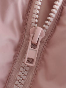 Chaqueta acolchada de mujer con logotipo personalizado al por mayor abrigo de invierno elegante de nueva tendencia de alta calidad proveedor OEM - Product Image 4