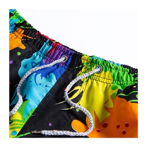 Logo personnalisé Short de plage pour homme de style High Street avec motif uni Maillot de bain surf Impressions par sublimation - Product Image 3