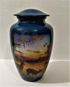 Urna de cremación de metal hecha a mano de la mejor calidad para cenizas humanas, precio al por mayor, suministros funerarios para adultos - Product Image 4