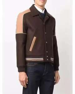 Chaqueta universitaria ajustada de alta calidad para hombre con forro polar bordado y diseño de retazos - Product Image 2