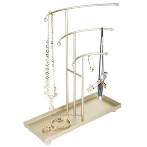 Collier porte-bijoux en métal doré au design moderne avec style personnalisé meilleur cadeau pour les amis utilisés à la maison et sur la table - Product Image 1