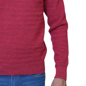 Sudadera Premium de Cuello Redondo Roja Texturizada, Cómoda, Unisex, Suave, Duradera, Elegante, Informal, Acogedora para Uso Diario - Product Image 6