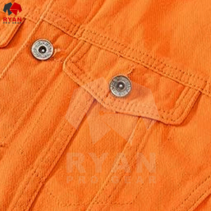 Venta al por mayor de Chaquetas vaqueras transpirables de alta calidad con diseño frontal de cuello levantado y logotipo personalizado en colores personalizados para hombres de invierno - Product Image 5