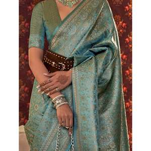 Magnifique robe de festival en soie tissée avec des fils turquoise, sari avec chemisier - Product Image 4