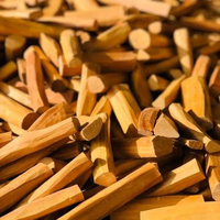 Huile de parfum de bois de santal de qualité supérieure, fabricant, fournisseur, grossiste et exportateur mondial d'huiles de parfum haut de gamme