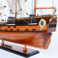 Kit de Maquette de Bateau en Bois Peint à Faire Soi-Même HMS Endeavour - Bateau à Voile Sportif Fait Main pour Amateurs Adultes, Décoration de Table, Cadeau OMH
