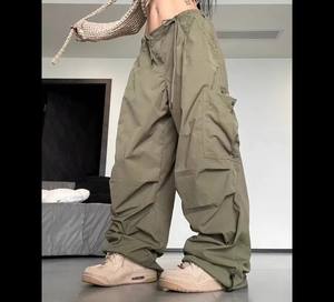 กางเกงคาร์โก้โอเวอร์ไซส์สไตล์ลำลองสำหรับผู้หญิงกางเกงคาร์โก้แบบปรับแต่งได้มีหลายกระเป๋า - Product Image 6