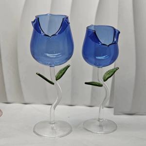 De magnifiques verres à vin en verre contribuent à une expérience oenologique raffinée et immersive, améliorant ainsi la diffusion des arômes et du goût. - Product Image 1