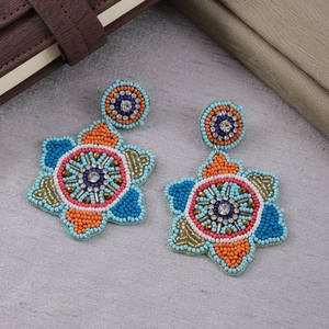Pendientes Fleur Naranja con Cuentas, Joyería Personalizada con Múltiples Cuentas, Pendientes para Mujer, Joyería Festiva para Fiestas al Mejor Precio, Pendientes con Cuentas - Product Image 2
