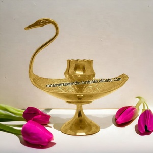 Quemador de Agarbati de mano con forma de cisne de alta calidad, soporte de palo de incienso de latón puro con recogedor de cenizas - Product Image 3