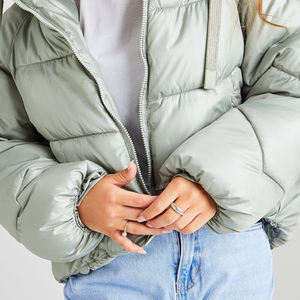 Gran oferta, chaqueta de burbujas con cremallera para mujer de tela de alta calidad, estilo deportivo de gran tamaño personalizado con diseño de impresión de gama alta a la venta - Product Image 6