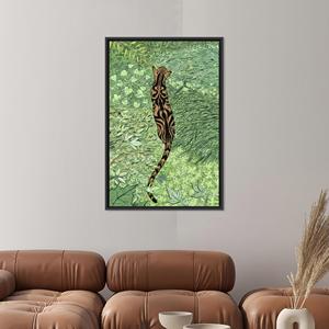 Lienzo impreso con arte de tigre moderno y elegante para decoración navideña, con marco negro - Product Image 1