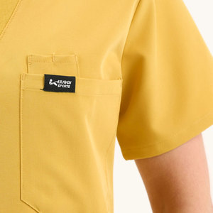 ชุดสครับสำหรับผู้ชายกระเป๋าแบบสั่งทำวัสดุสแปนเด็กซ์น้ำหนักเบาสีออกแบบได้ตามที่ต้องการ - Product Image 3