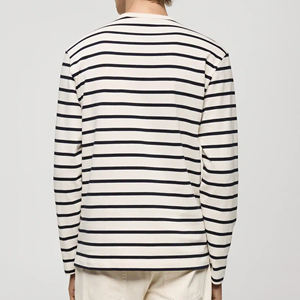 Vente en gros 100% coton Sweat-shirt d'hiver personnalisé pour hommes 300gsm à 500gsm col rond avec logo brodé Sweats à capuche et sweat-shirts pour hommes - Product Image 2