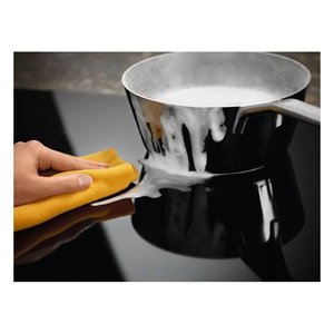 SERIE 600 Eil63443 Placa de Inducción Negra de 4 Zonas, 60 cm - Product Image 2