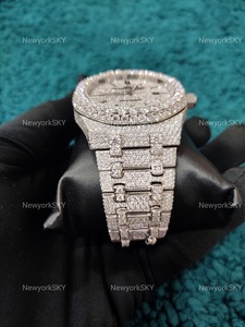 Alta calidad Iced Out D Color VVS Moissanite Diamond Acero inoxidable Cristal Hombres Hip Hop Reloj de lujo con banda de dos tonos - Product Image 3