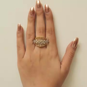 Anillo de diamantes de laboratorio de corte Marquesa de oro sólido de 14K, anillo de cóctel de banda ancha, de doble tono racimo, joyería llamativa, regalo para ella - Product Image 2