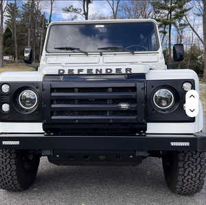 Nuevas llegadas para el mercado global: Land Rover Defender 90 de 1992, SUV con especificaciones europeas - Product Image 1