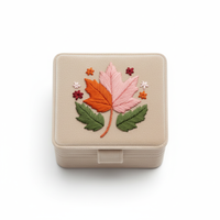 Boîte de rangement à bijoux portable de qualité supérieure, carrée, avec fermeture éclair, motif floral, en tissu de velours brodé à la main, couleur personnalisée, broderie