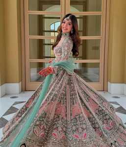 Hermosa colección de Lehenga de boda más tendencia Kasturi seda adornada - Product Image 1