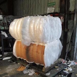 เศษพลาสติก (เกรดเวอร์จิ้น) LLDPE PVC ฟิล์มยืดแบบละลายน้ำได้ เนื้อนุ่ม แบบม้วน จำนวนมาก - Product Image 6