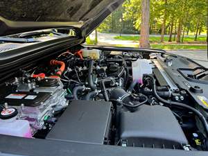 Toyota Land Cruiser 2024, Primera Edición, Tracción Total Permanente, Diferenciales Traseros con Bloqueo Central, Asientos de Cuero, SUV, Euro VI, Automático - Product Image 6