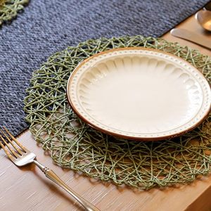 Table à manger ronde et extérieure en papier tressé, table ronde verte résistante à la chaleur, antidérapante naturelle, faite à la main, aspect royal - Product Image 3