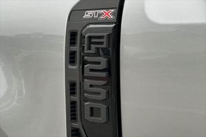 รถกระบะ Ford F-250 XL Super Duty Cabab 4x4 Crew, แก๊ส/ดีเซลรถบรรทุกหนักรุ่นใหม่สำหรับขายหรือส่งออก - Product Image 6