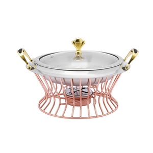 Réchaud de traiteur professionnel avec finition miroir et base robuste, idéal pour servir les soupes, les currys et les plats principaux - Product Image 1