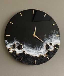 Horloge murale moderne à quartz multicolore de haute précision Affichage à aiguille à face unique Conception personnalisée pour le placement dans le salon - Product Image 5