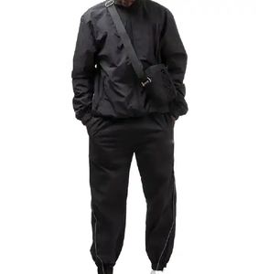 Chándal para correr de nailon con cremallera personalizado para hombre, cortavientos de alta calidad, conjunto Suana de contraste de color de talla grande sin costuras para primavera - Product Image 1