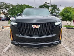 Bien mantenido limpio 2024 Cadill-ac Escalade 600 V-Series - Product Image 2