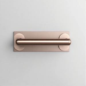 Manija de agarre de puerta Castellan Regalia Luxe Manija de puerta de latón Elegancia hecha a mano para interiores Premium - Product Image 1