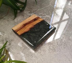 Posavasos de resina y madera epoxi personalizados más vendidos hechos a medida Posavasos modernos de madera de resina para una decoración elegante del hogar al precio más bajo - Product Image 2