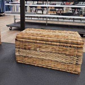 Cesta Multiusos de Jacinto de Agua para Almacenamiento y Lavandería, Diseño Simple - Product Image 1