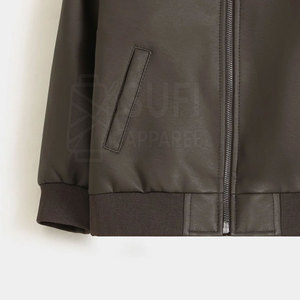 Chaqueta Bomber Ligera con Capucha Unisex para Invierno, Logotipo Frontal, Resistente al Viento, Ecológica, Personalizable, Hecha en Pakistán, Poliéster/Nailon - Product Image 3